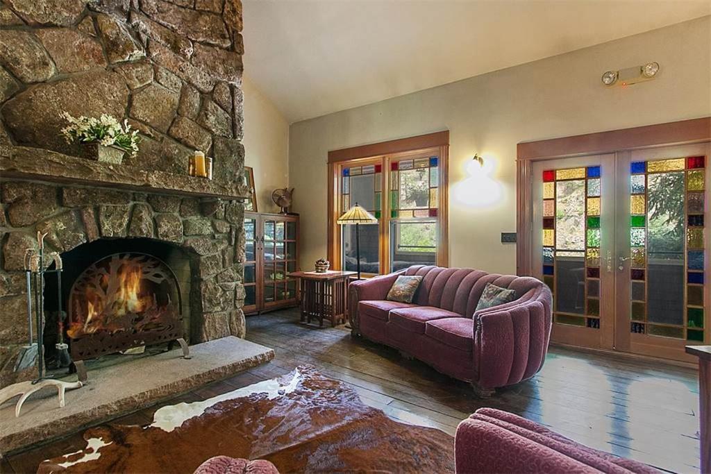 Alps Boulder Canyon Inn Εξωτερικό φωτογραφία